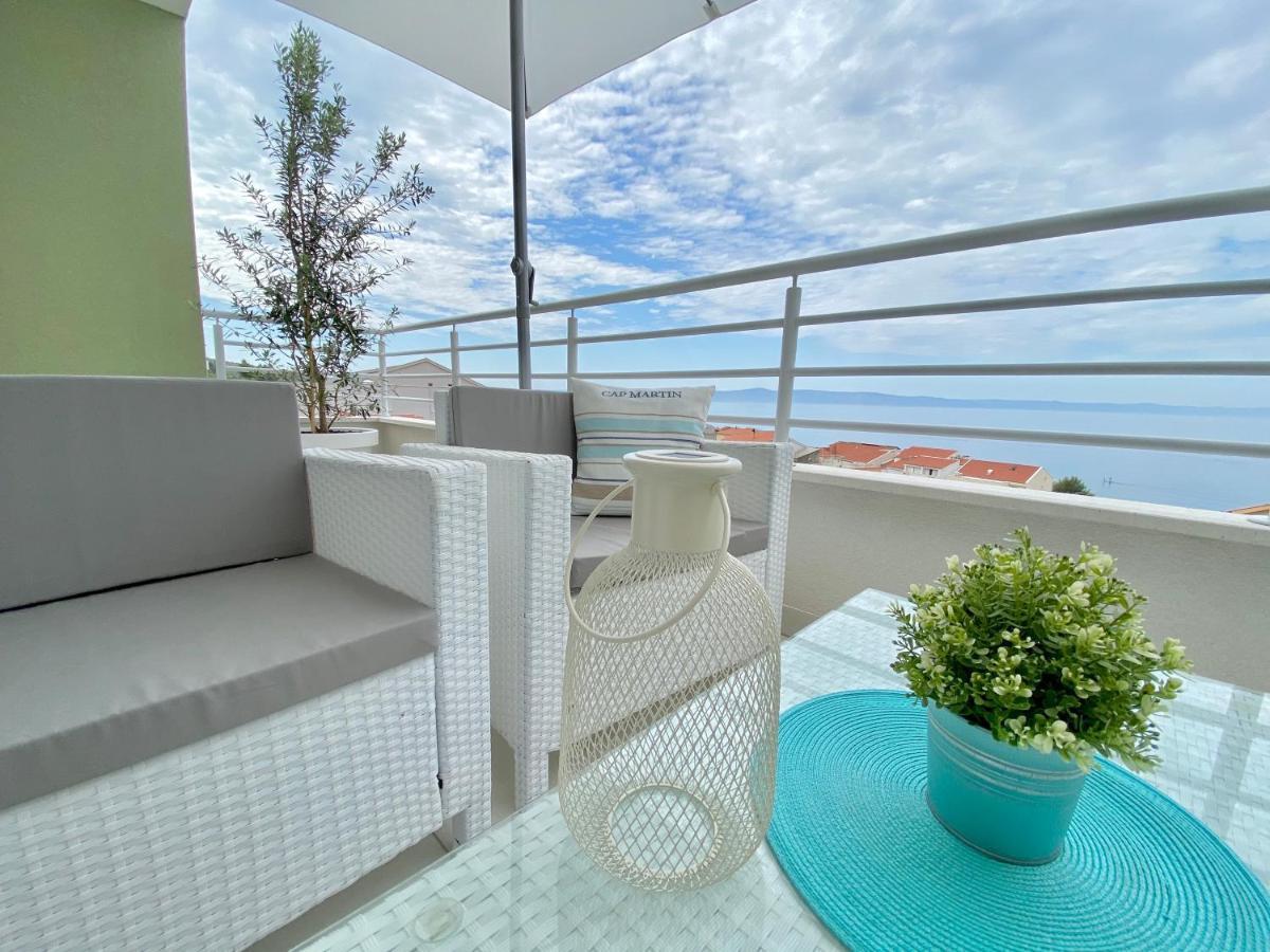 Apartmani Ksenija Tučepi Eksteriør billede