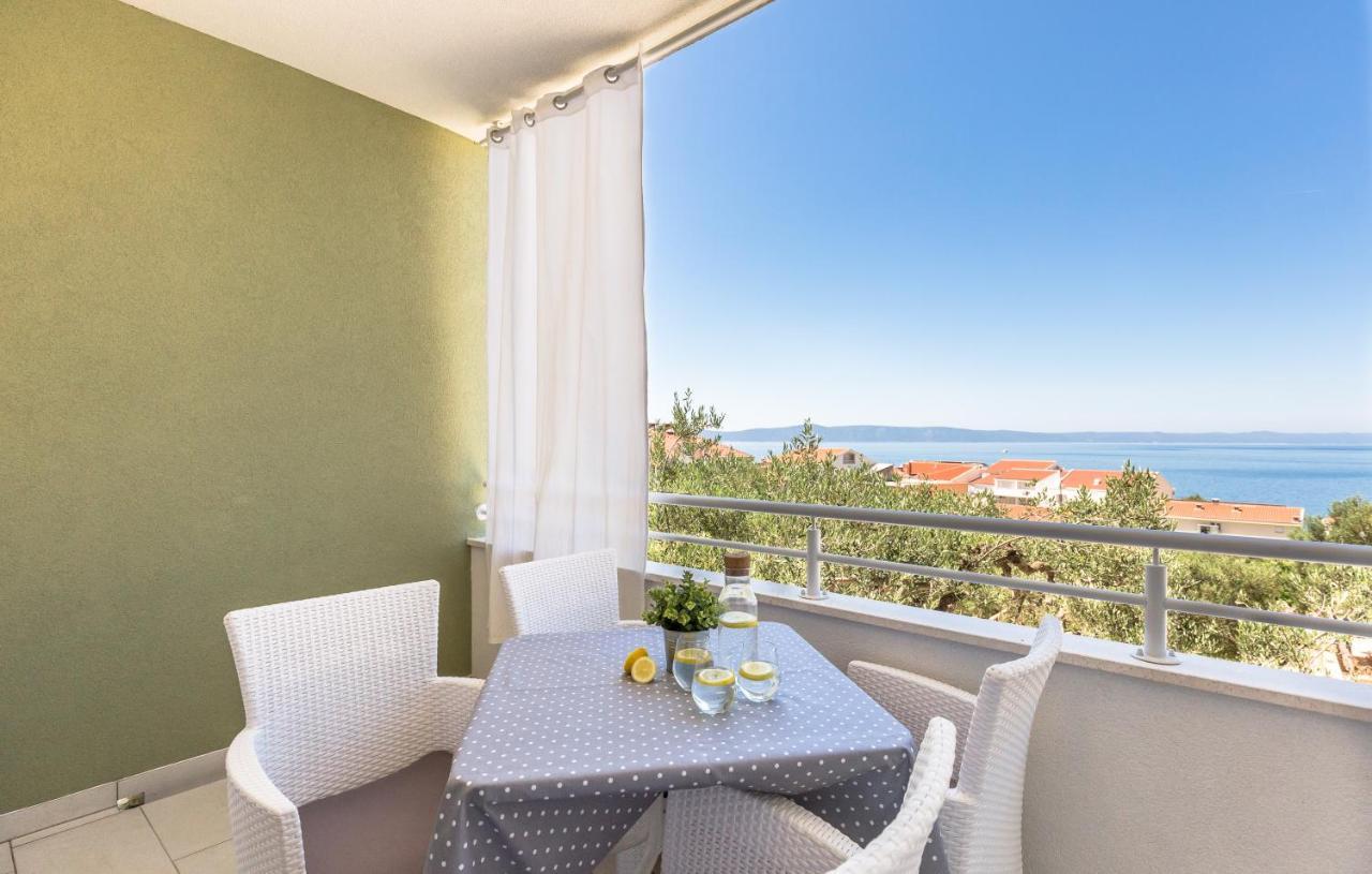 Apartmani Ksenija Tučepi Eksteriør billede