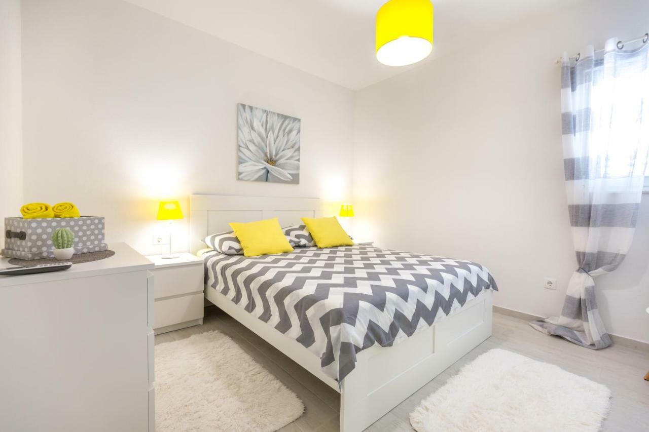 Apartmani Ksenija Tučepi Eksteriør billede
