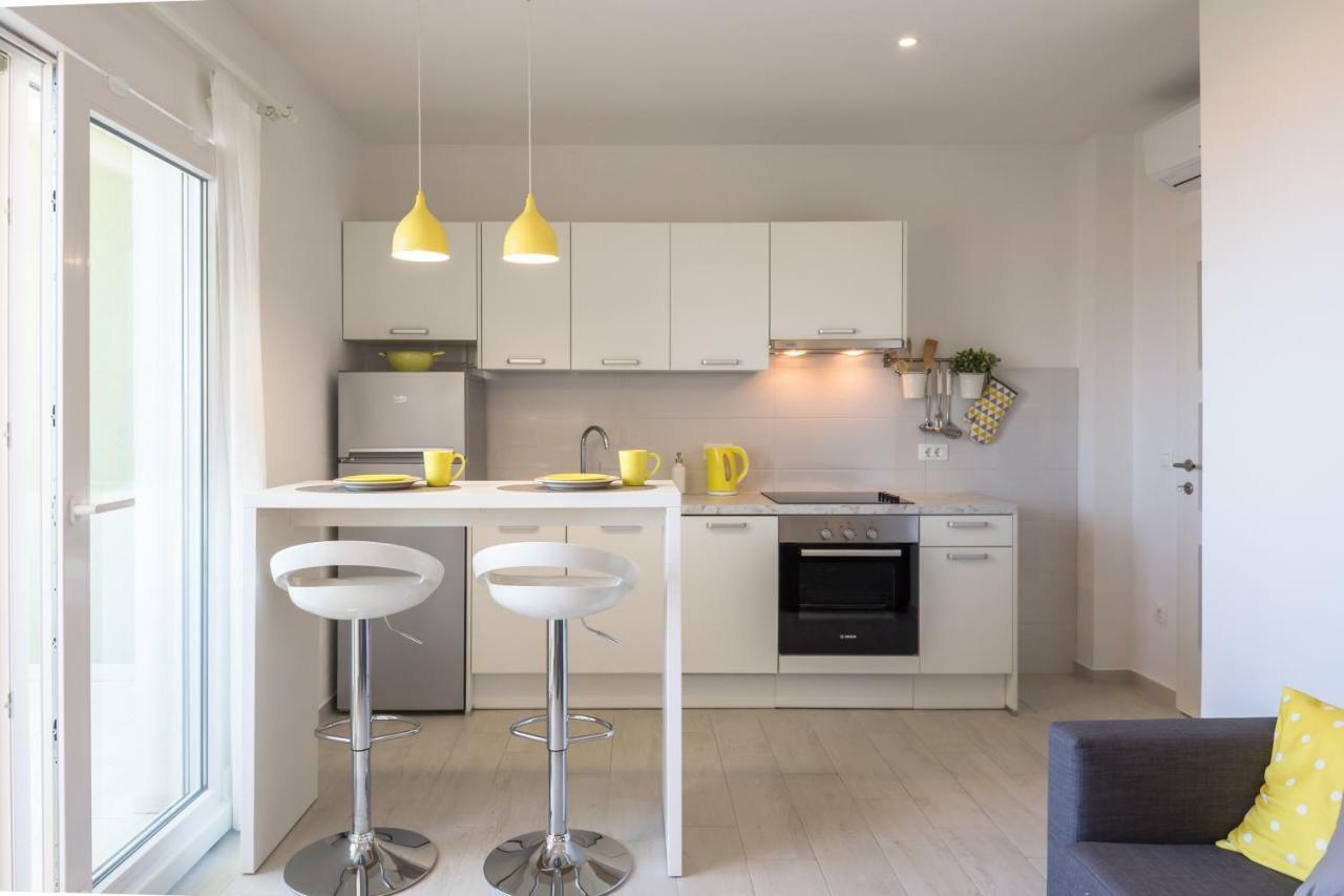 Apartmani Ksenija Tučepi Eksteriør billede